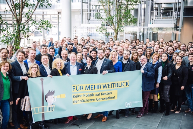 Für mehr Weitblick © WJD/Insa Hagemann wjd-rentenplaene-generationengerechtigkeit