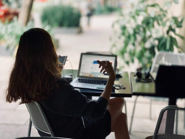 Digitalisierung gehört an den Kabinettstisch © Unsplash wjd-digitalisierung