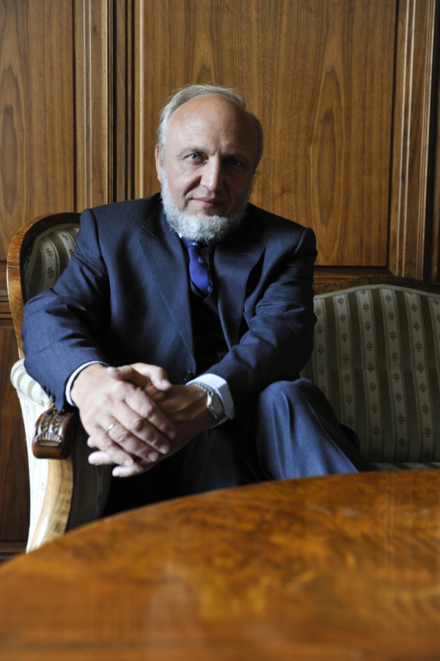 © Alessandra Schellnegger wjd-hans-werner-sinn-sitzend-junge-wirtschaft