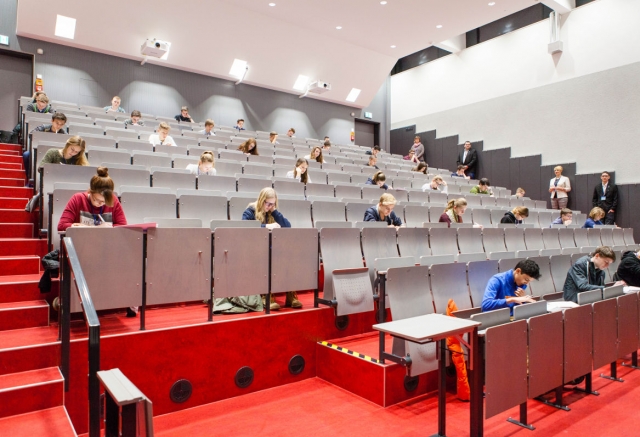 Wirtschaftswissen im Wettbewerb © Konstanze Wutschig wjd-wirtschaftswissen-im-wettbewerb
