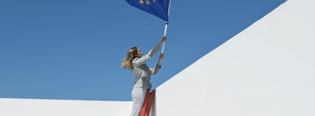 Junge Wirtschaft: Europa © GettyImages wjd-junge-wirtschaft-europa-flagge